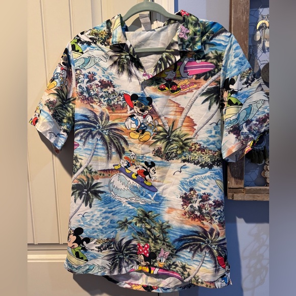 Disneyworld Mickey Mouse Hawaiian Shirt | Mickey Family Hawaiian Trip Size S - Picture 1 of 9